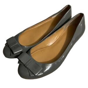 J Crew Factory Ballet Flats Women’s Size 7 Grey Patent Leather Bow Topped Shoes